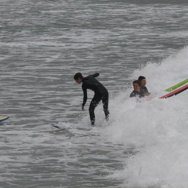 UHS students surfing